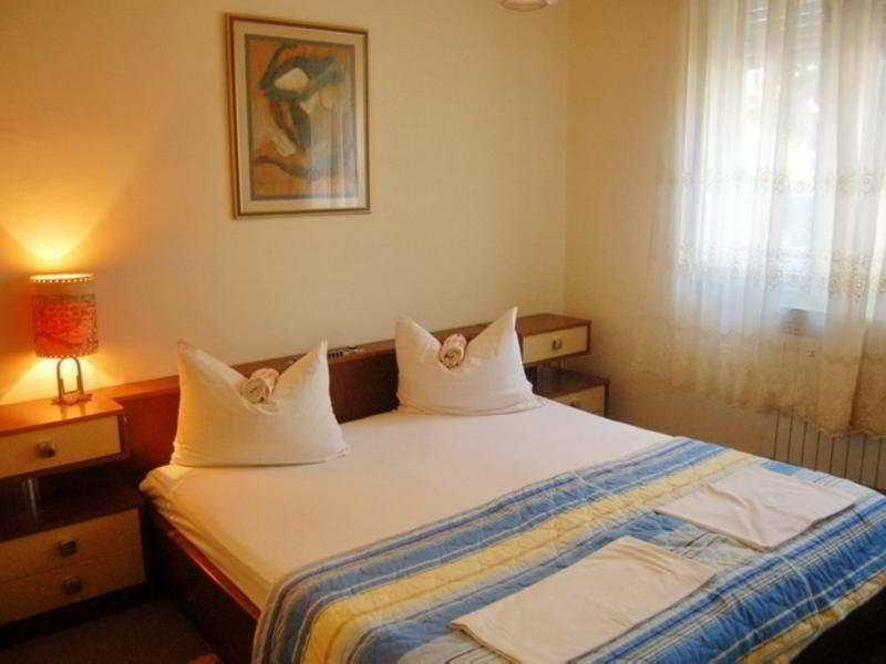 Apartments Cala Biograd Na Moru Ngoại thất bức ảnh